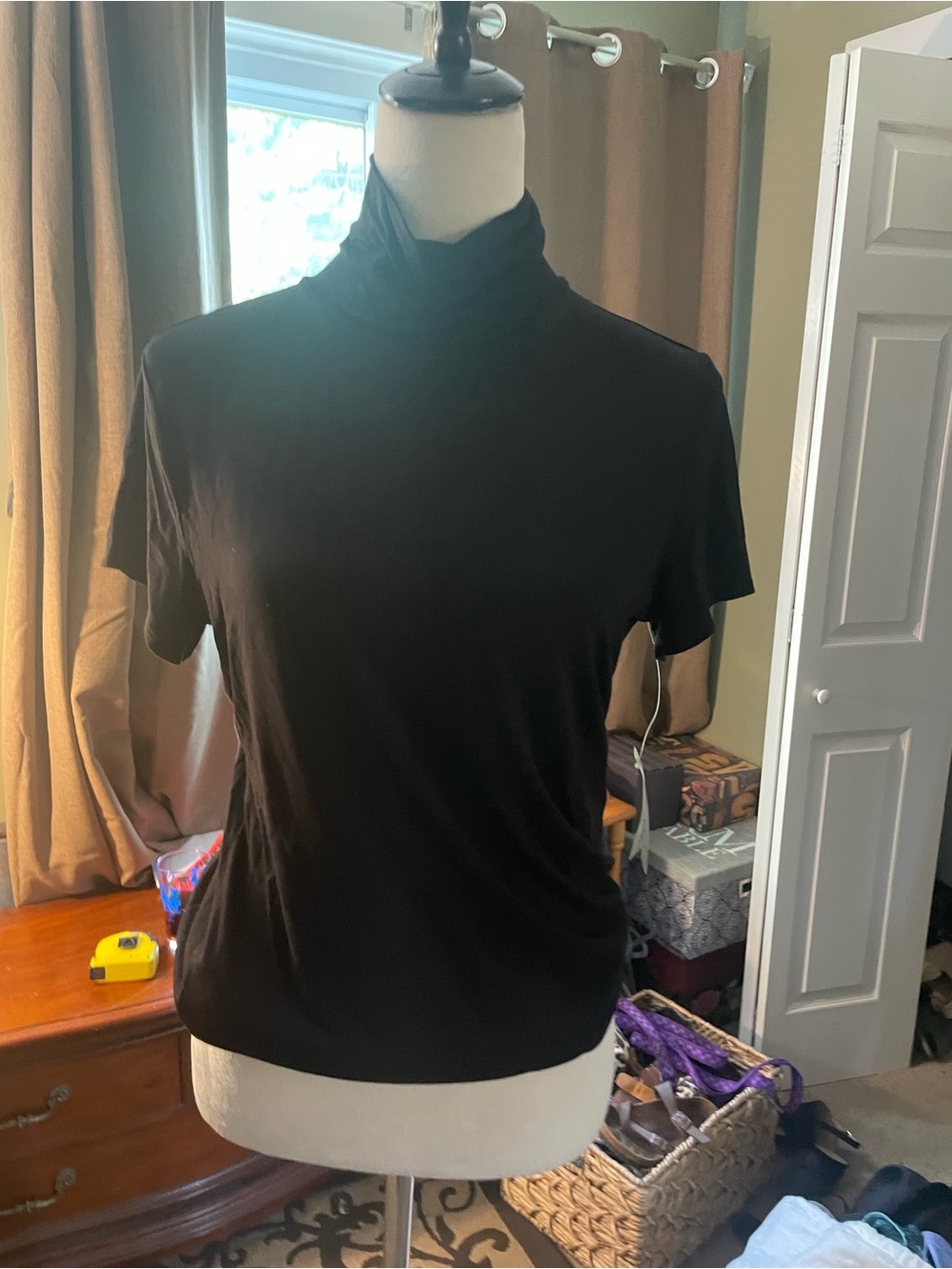 Black Turtleneck Short-Sleeve Women's Top